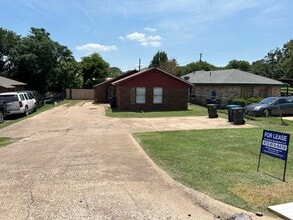 Building Photo - 1304 Meriwether Ave
