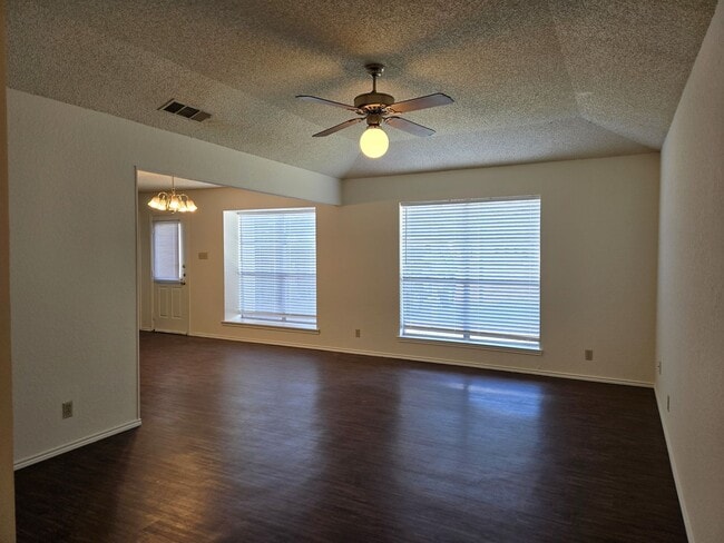 Foto del edificio - Robinson ISD Duplex