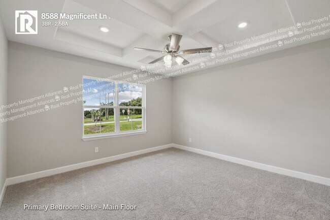 Foto del edificio - 8588 Magnificent Ln