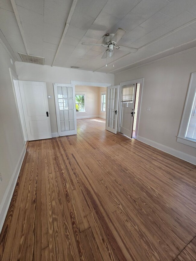 Foto del edificio - Charming Two-Bedroom Home in Winter Haven