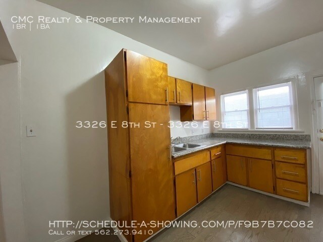 Foto del edificio - 3326 E 8th St
