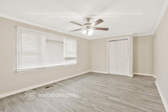 Foto del edificio - 3447 Jackson Dr
