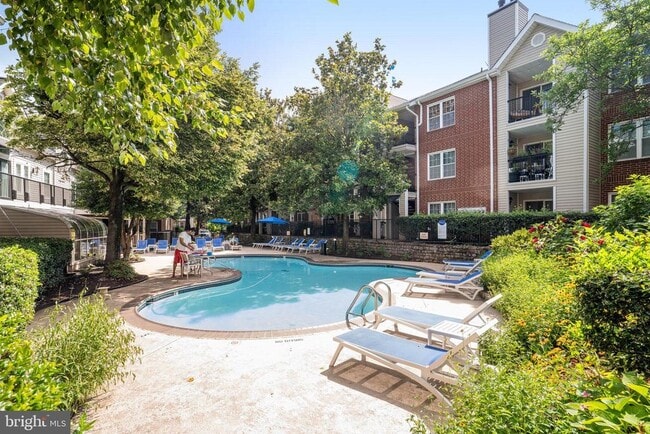 Building Photo - 3315 Wyndham Cir
