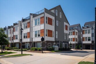 Building Photo - 2104 Bryant Park Dr