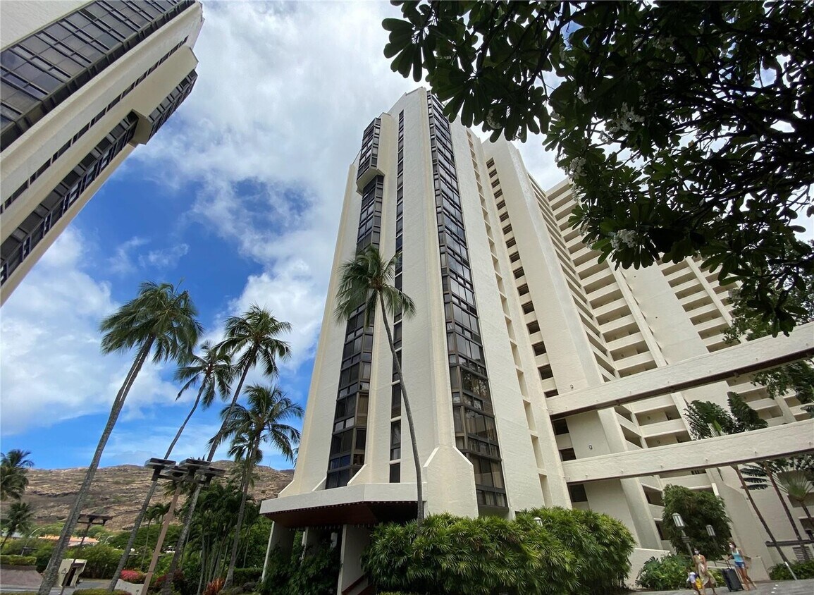 Foto principal - 521 Hahaione St