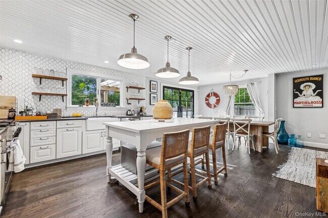 Foto del edificio - 212 Lumber Ln