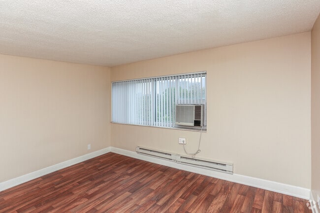 Estudio, 1BA (A): 378 ft² - Regency Tower