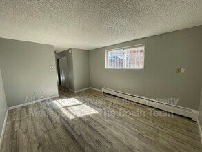 Building Photo - 1622 Alton St