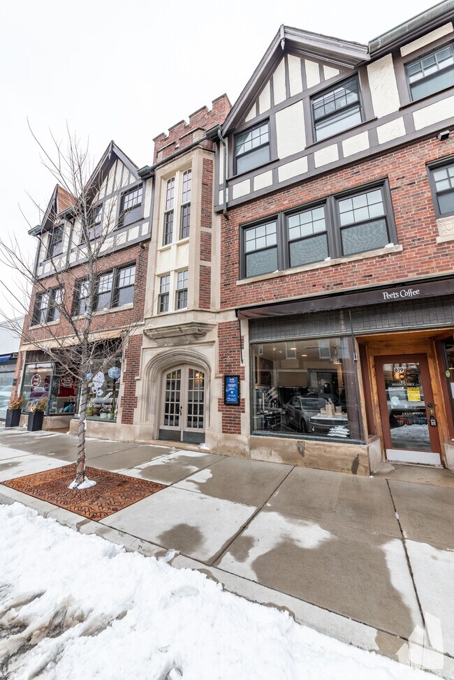 Building Photo - 545 Chestnut St