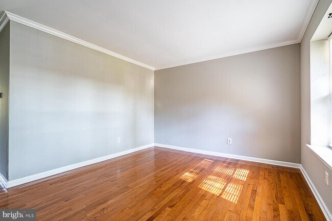 Foto del edificio - 207 McKean Ct