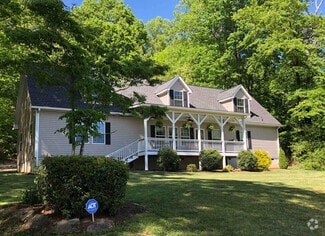 Building Photo - 145 Campground Rd