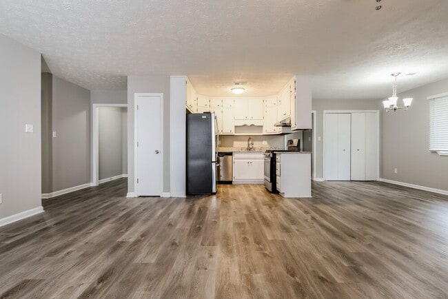 Building Photo - 721 Pepperwood Trail