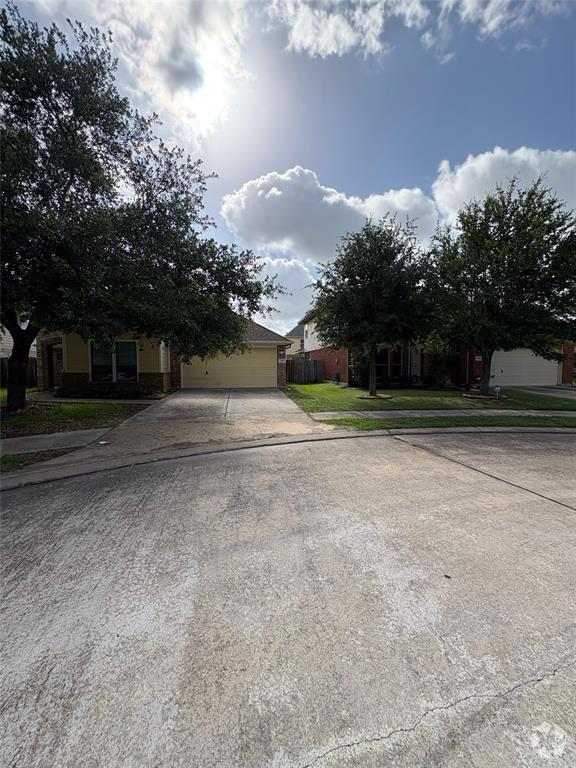Building Photo - 7806 Crystal Moon Dr