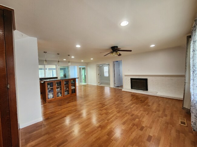 Foto del edificio - 22607 56th Ave W
