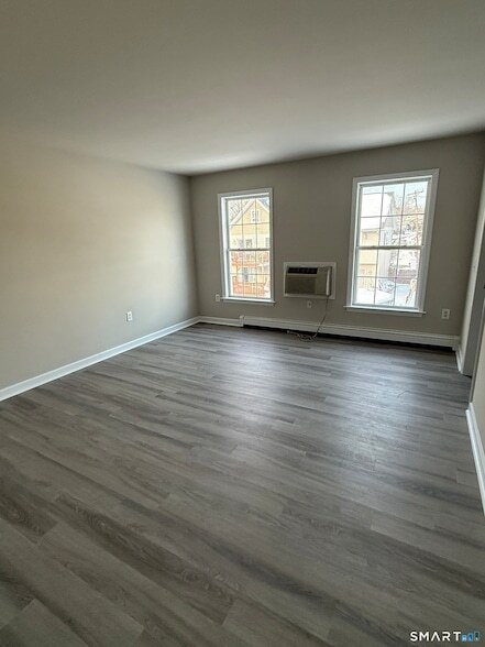 Building Photo - 40 Marlin Dr