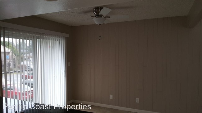 Building Photo - 2352 Villanova Cir