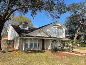 Building Photo - 15614 Barbarossa Dr