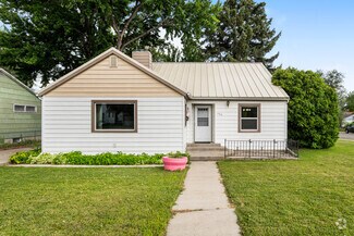 Building Photo - 644 Avenue F