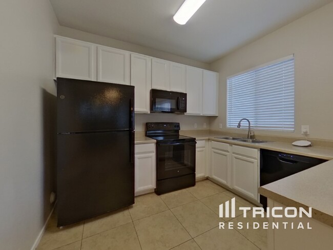 Foto del edificio - 7009 S 42nd Ln