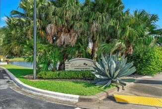 Building Photo - 815 Boynton Beach Blvd