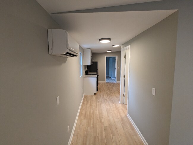 Building Photo - 2315 Main St