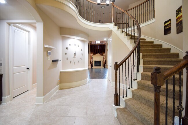 Building Photo - 27363 Pendleton Trace Dr