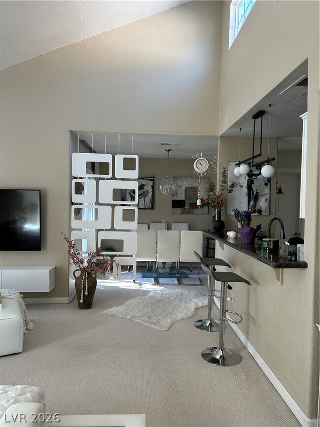 Foto del edificio - 9325 W Desert Inn Rd