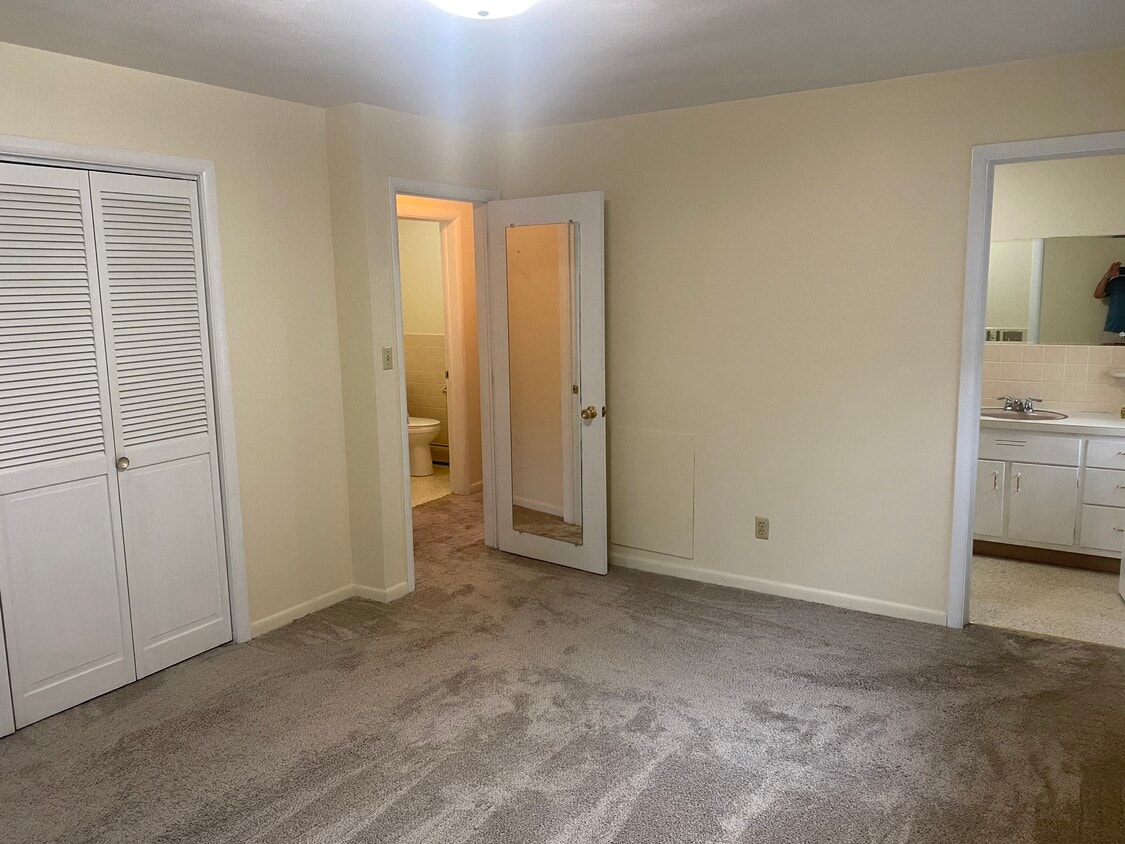 Foto principal - 1501 W 3rd St