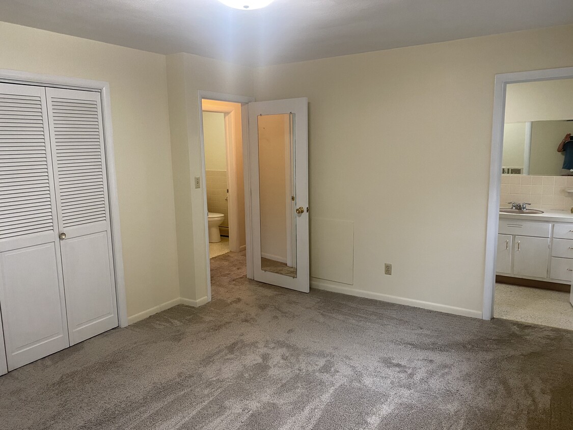 Foto principal - 1501 W 3rd St