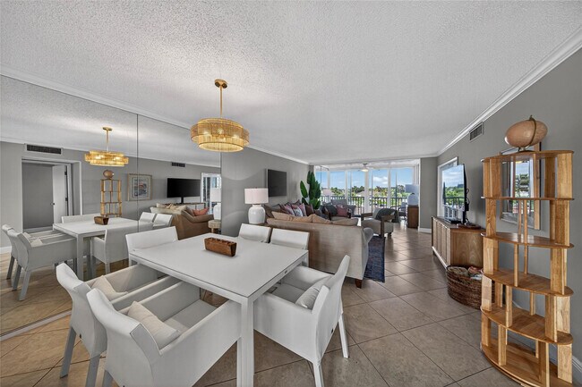 Foto del edificio - 3180 NE 48th Ct