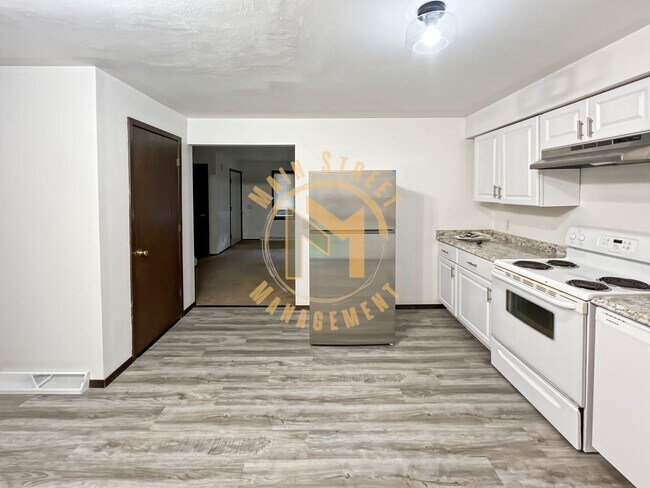 Foto del edificio - 2 Bed 1.5 Bath Duplex