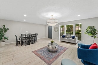 Building Photo - 9425 Fondren Rd