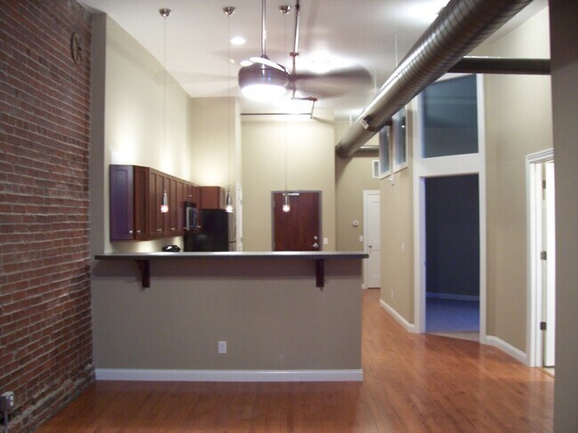 Foto del edificio - 120 N 3rd St