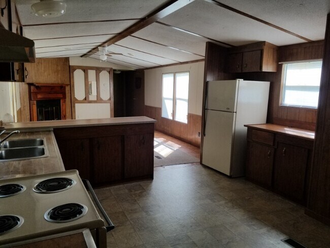Foto del edificio - 57 Scattered Oaks Rd