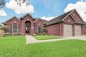 Building Photo - 9127 Morningstar Dr