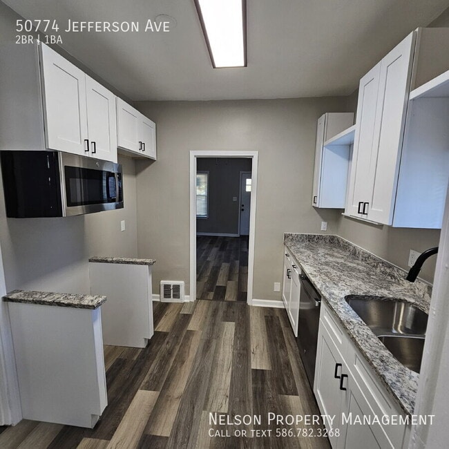Foto del edificio - 50774 Jefferson Ave
