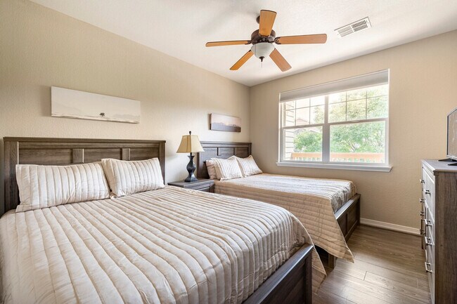 Foto del edificio - 15460 Canyon Gulch Ln