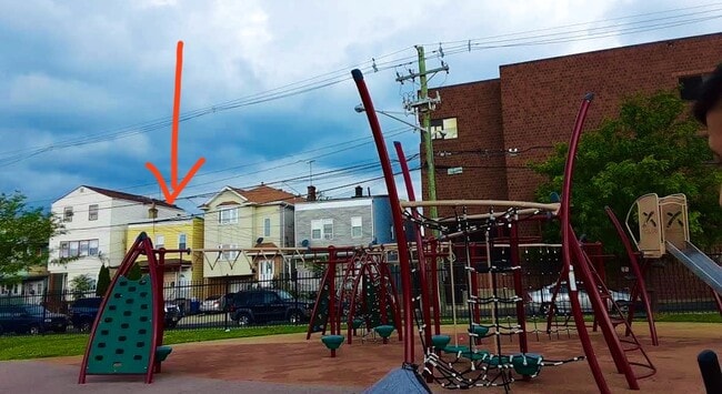 Building Photo - 215 S 7th St