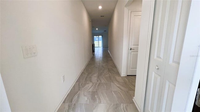 Building Photo - 1151 Pomelo St