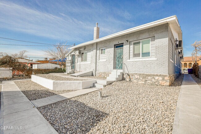 Foto del edificio - 3622 Douglas Ave