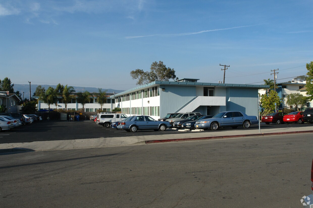 Building Photo - Westgate Apartments