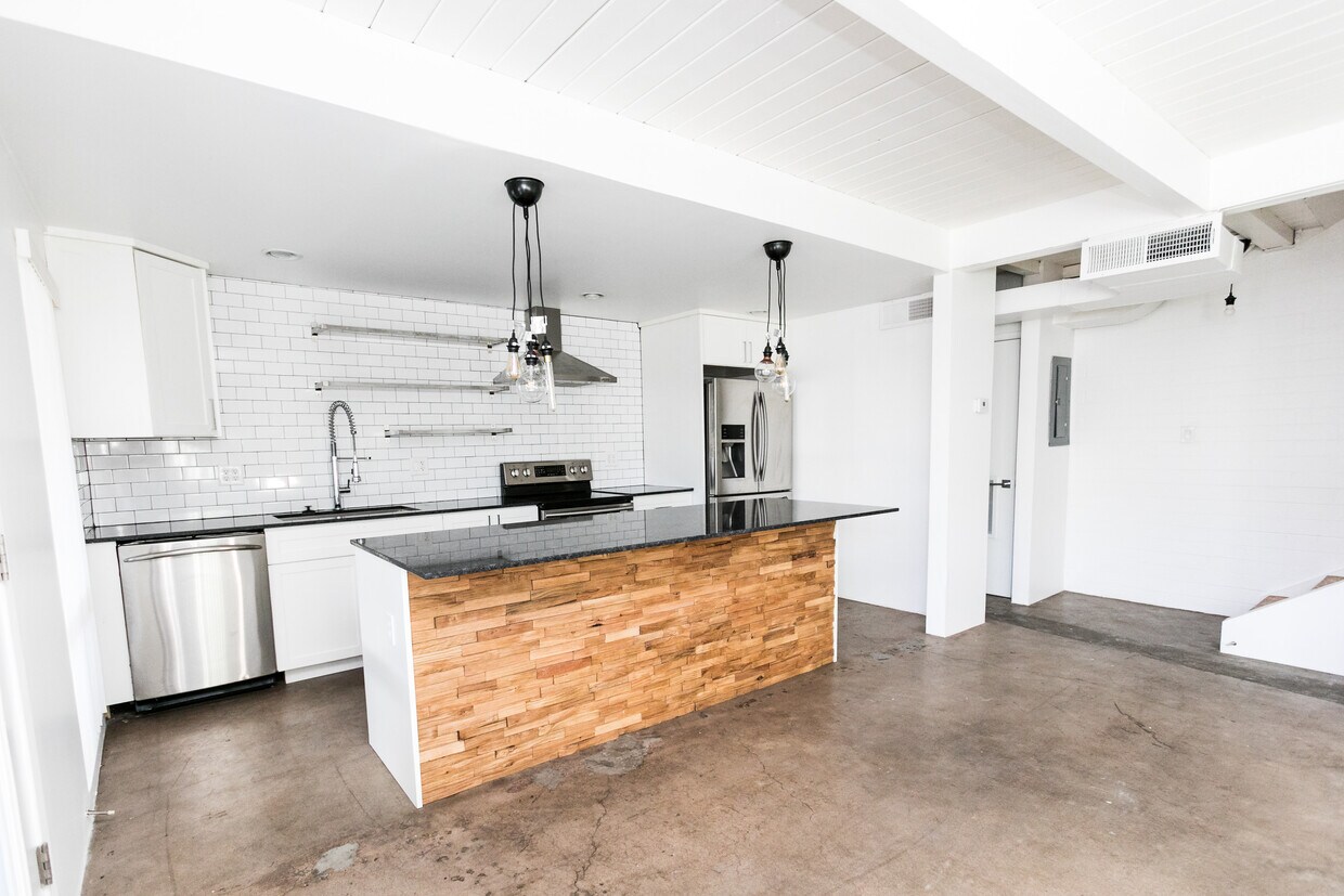 Foto principal - 3318 N 18th Ave