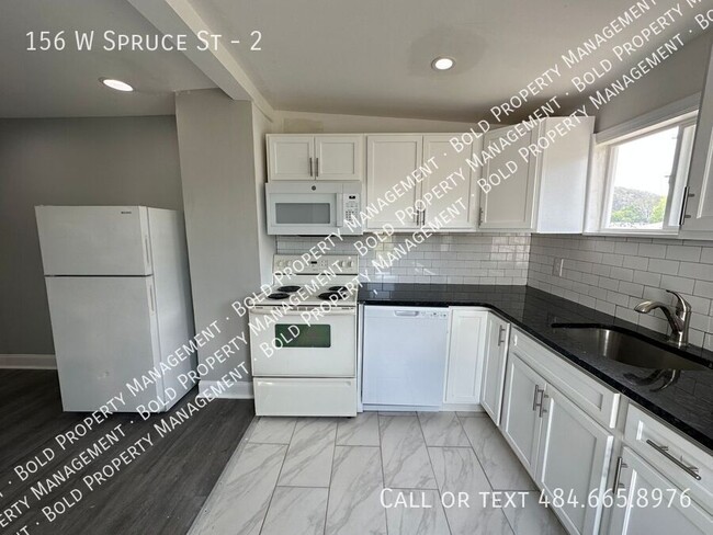 Foto del edificio - Two bedroom 2nd floor Tamaqua apartment w ...