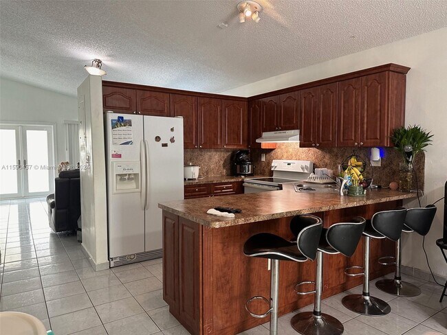 Foto del edificio - 3116 W 73rd Pl