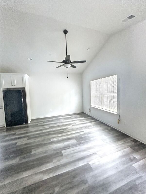 Foto del edificio - 2637 Hemphill St