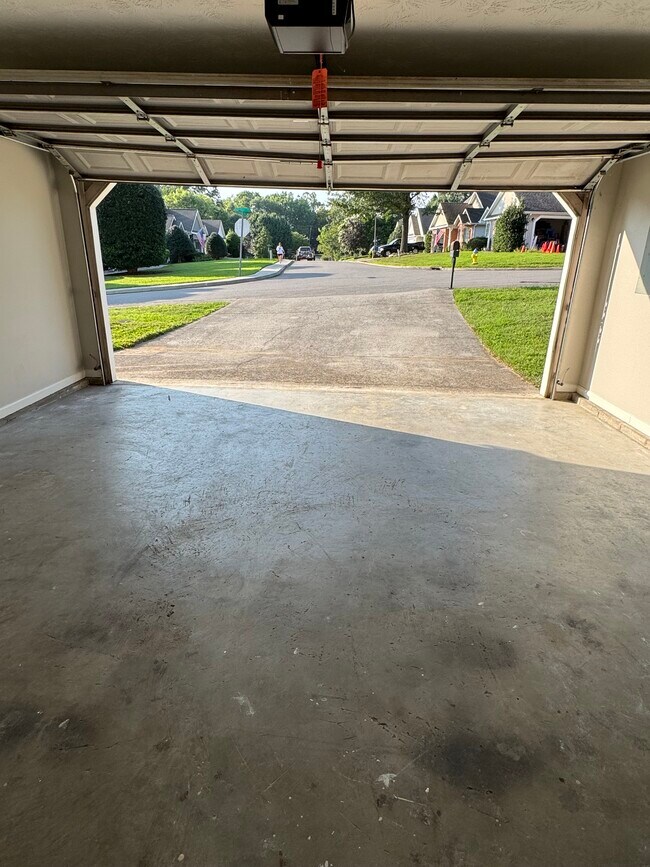 Foto del edificio - 7701 Red Bay Way