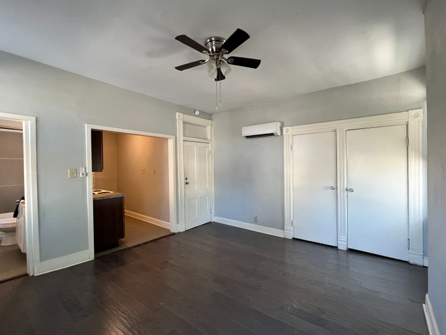 Foto del edificio - 303 Chandler Ave
