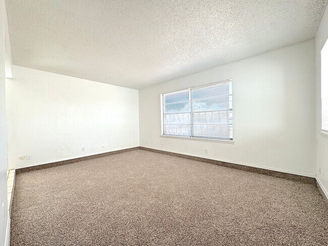 Foto del edificio - Northeast El Paso 3 bed