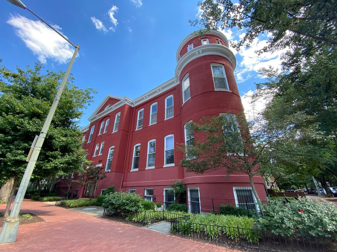 Foto principal - 2 Bedroom With Loft on Capitol Hill