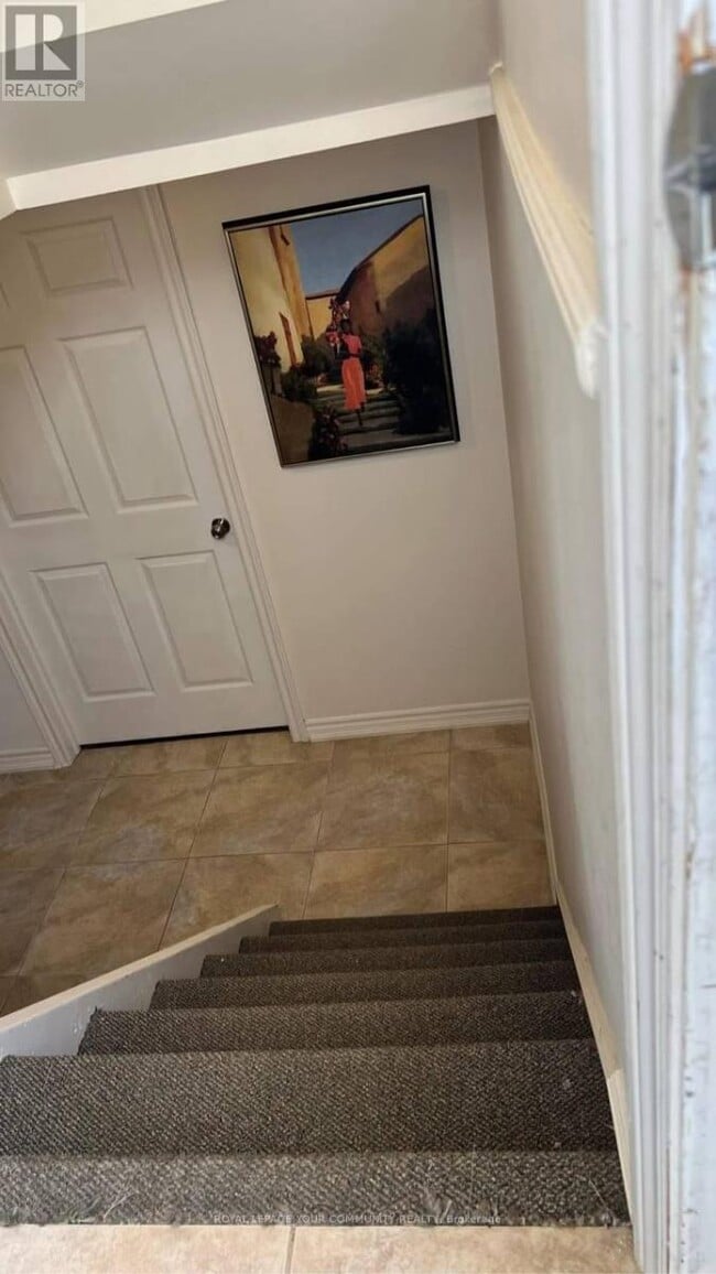 Building Photo - 299 Towercrest Dr